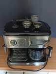 Ekspres kolbowy DeLonghi