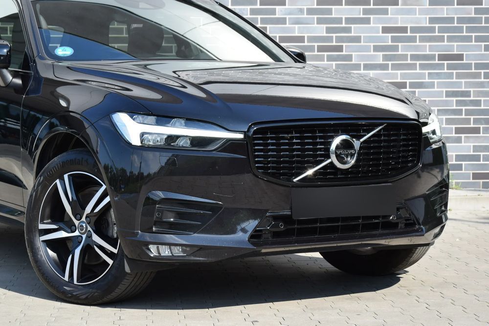 Volvo XC 60 MAXx R DESIGN AWD 197ps PANORAMA Full LED KAMERY360 Head Up Clima x 4