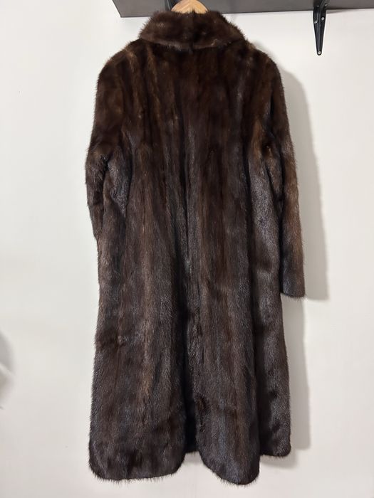 Luksusowe futro z norki SAGA MINK - recznie szyte, eleganckie