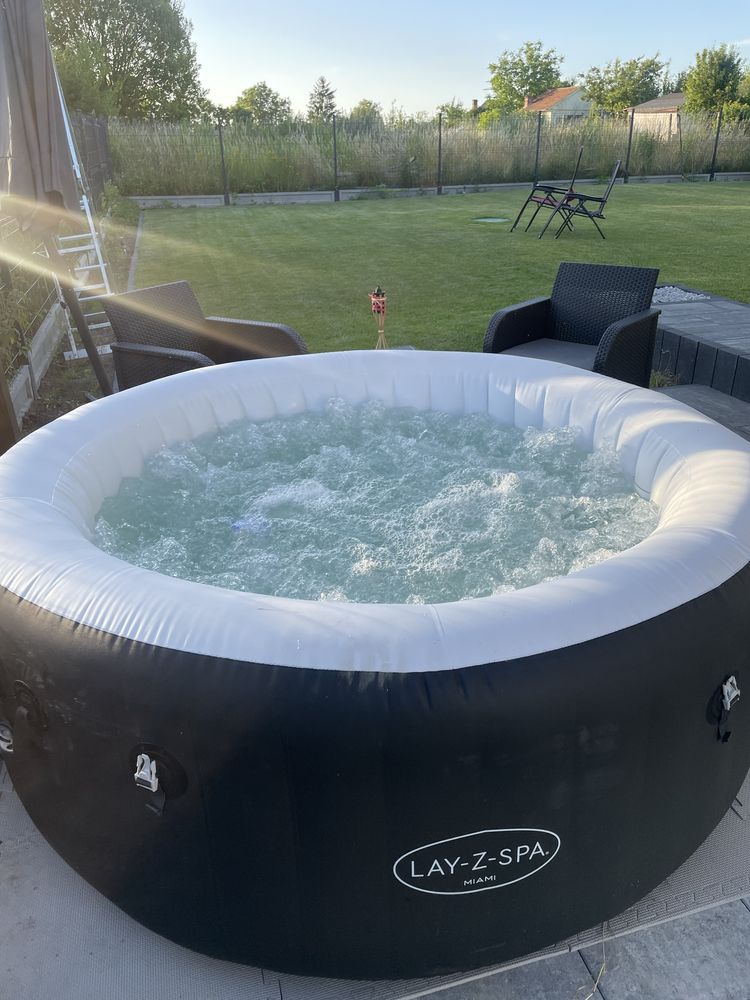Basen Jacuzzi Lay-z-Spa Miami Bestway - bdb