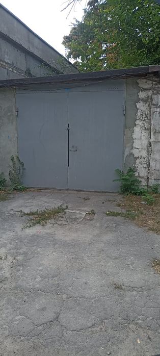 Здам гараж в центрі