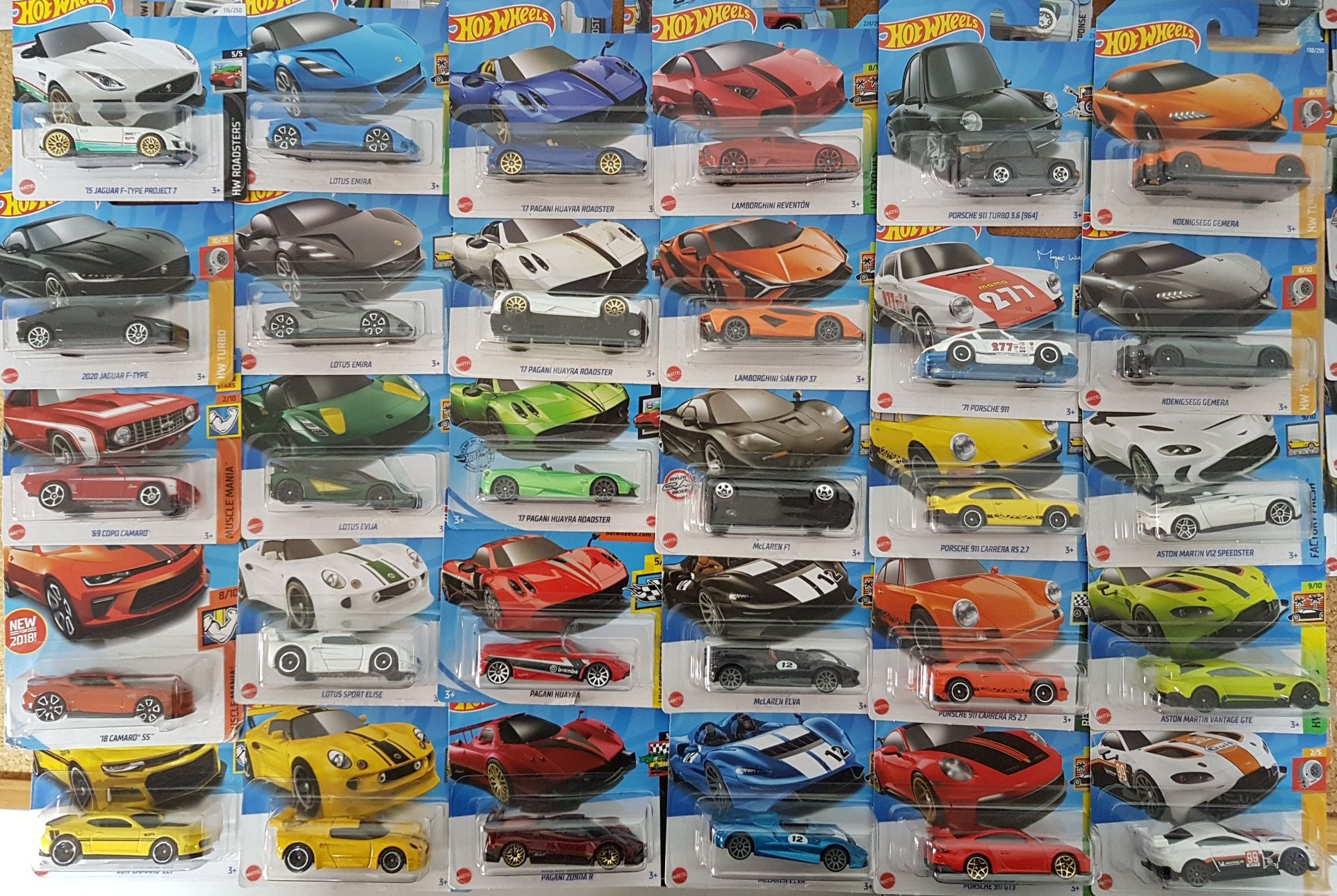 Carrinhos hot wheels, matchbox, burago