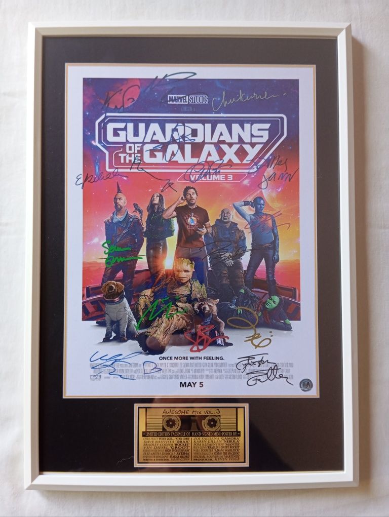 Moldura Filme Guardians Of The Galaxy: Volume 3 com Autógrafos (A4)