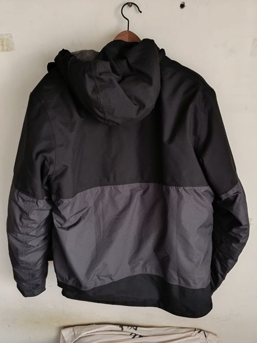 Casaco Impermeável Preto Quechua