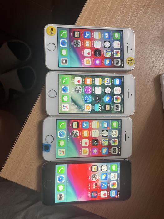 iphone se （4шт) 16gb