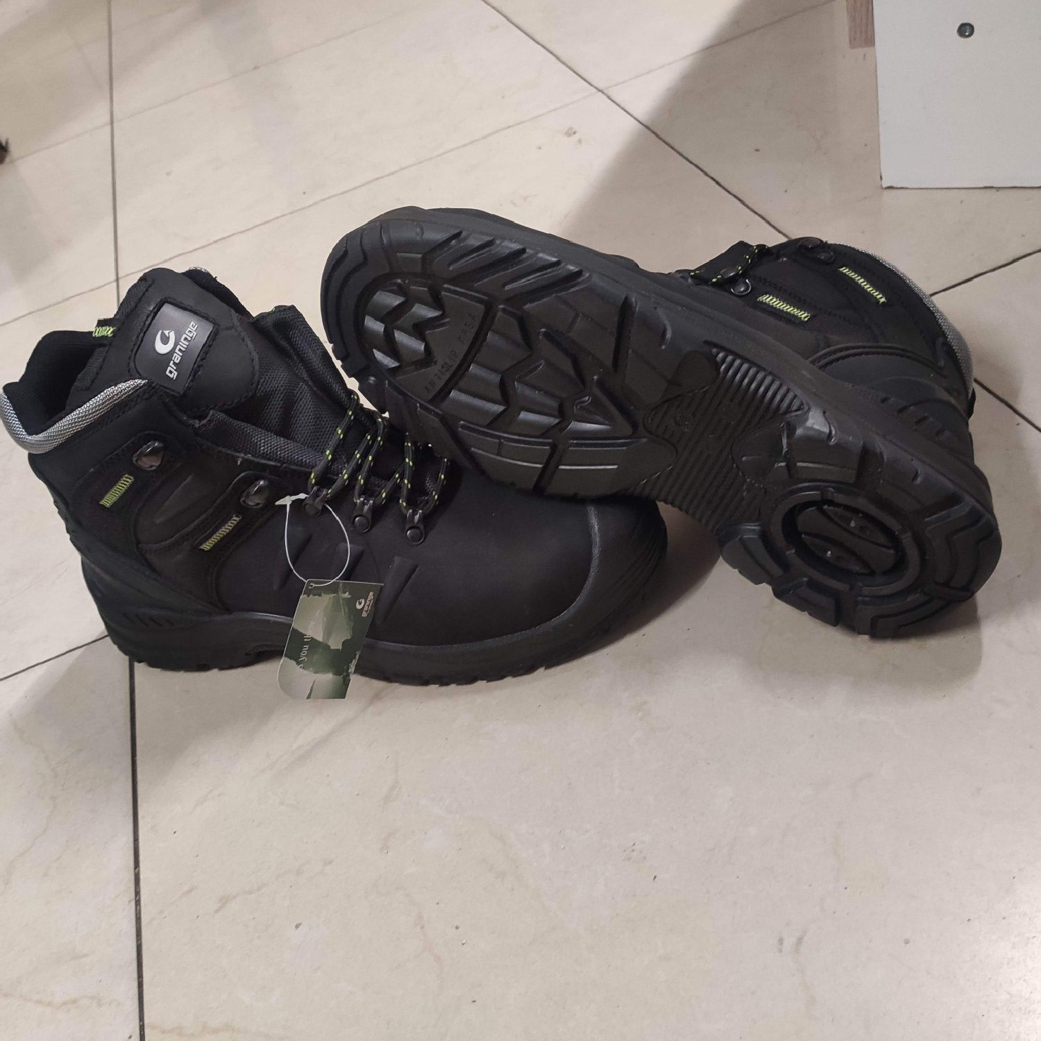Nowe buty robocze Graninge