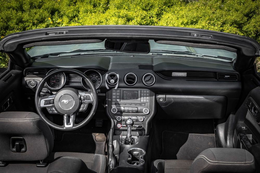 Wynajem aut wypożyczalnia Mustang 3.7 V6 cabrio PROMOCJA 30dni 4990!