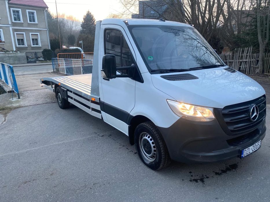 Mercedes-Benz SPRINTER  CAŁKIEM NOWA 140 tys 1,5 tony łado LAweta POMOC DROGOWA Z  klima