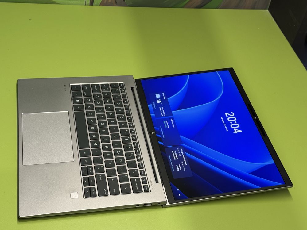 Ультрабук HP Zbook Firefly 14 G10 (ryzen 5 7640HS, 16gb DDR5, 512ssd)