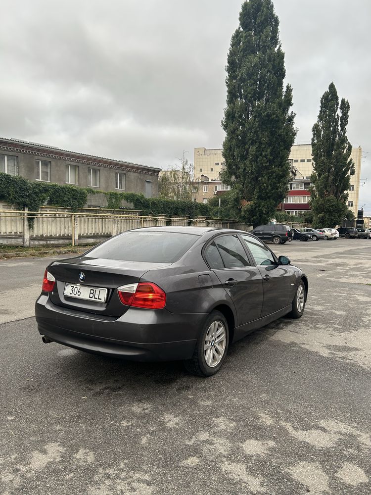 Bmw 3 series e90 2.0 бензин