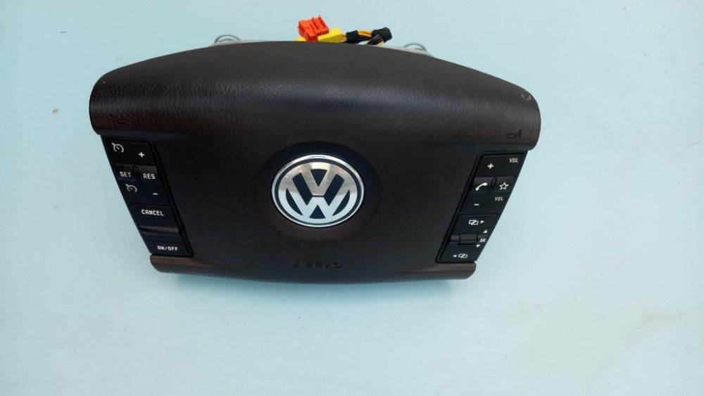 Подушка безопасности в руль Airbag Volkswagen Touareg 2003-2010 аербег