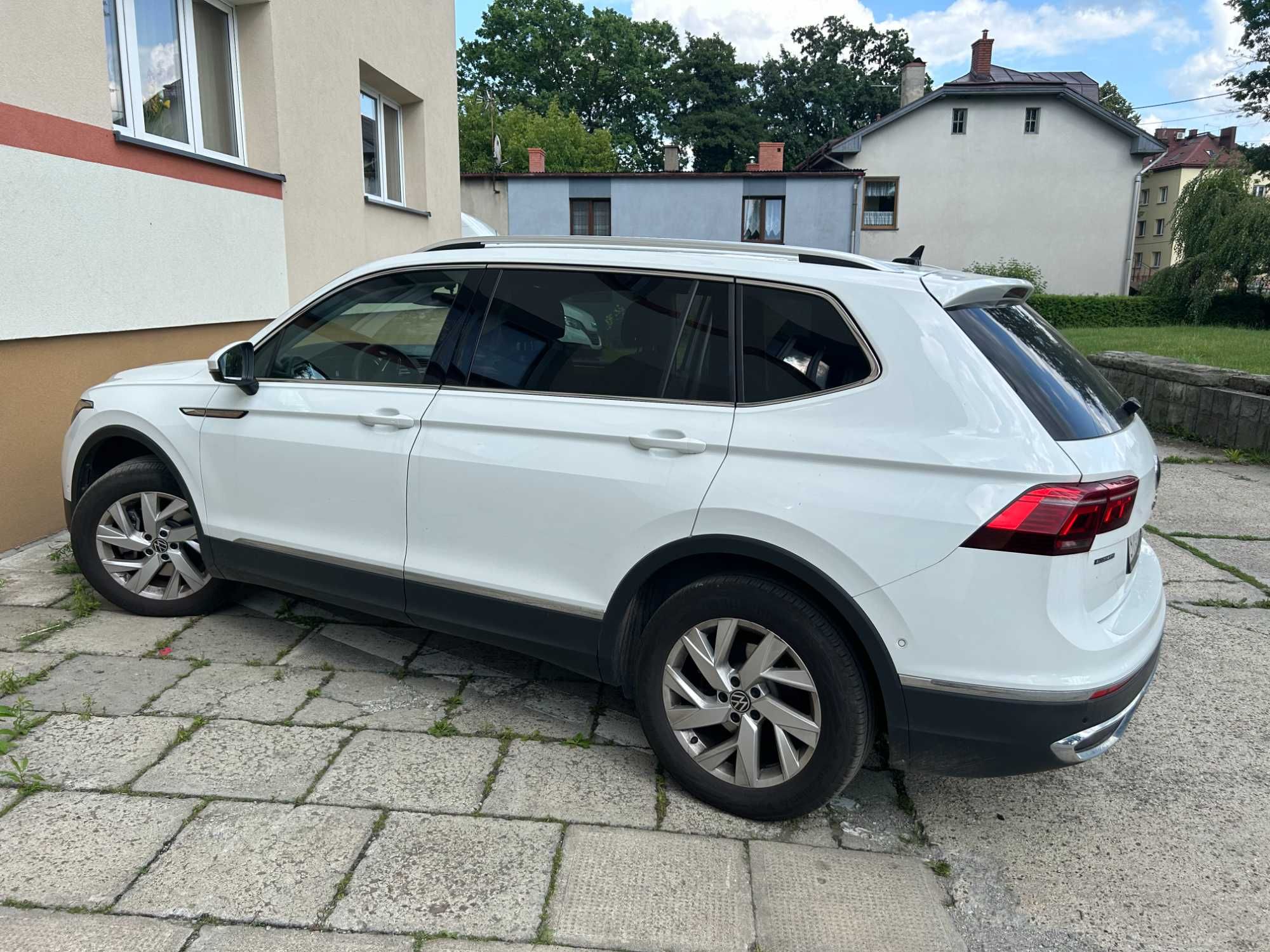 VOLKSWAGEN Tiguan Allspace 2.0 TSI 4Mot. Elegance DSG CESJA LEASINGU