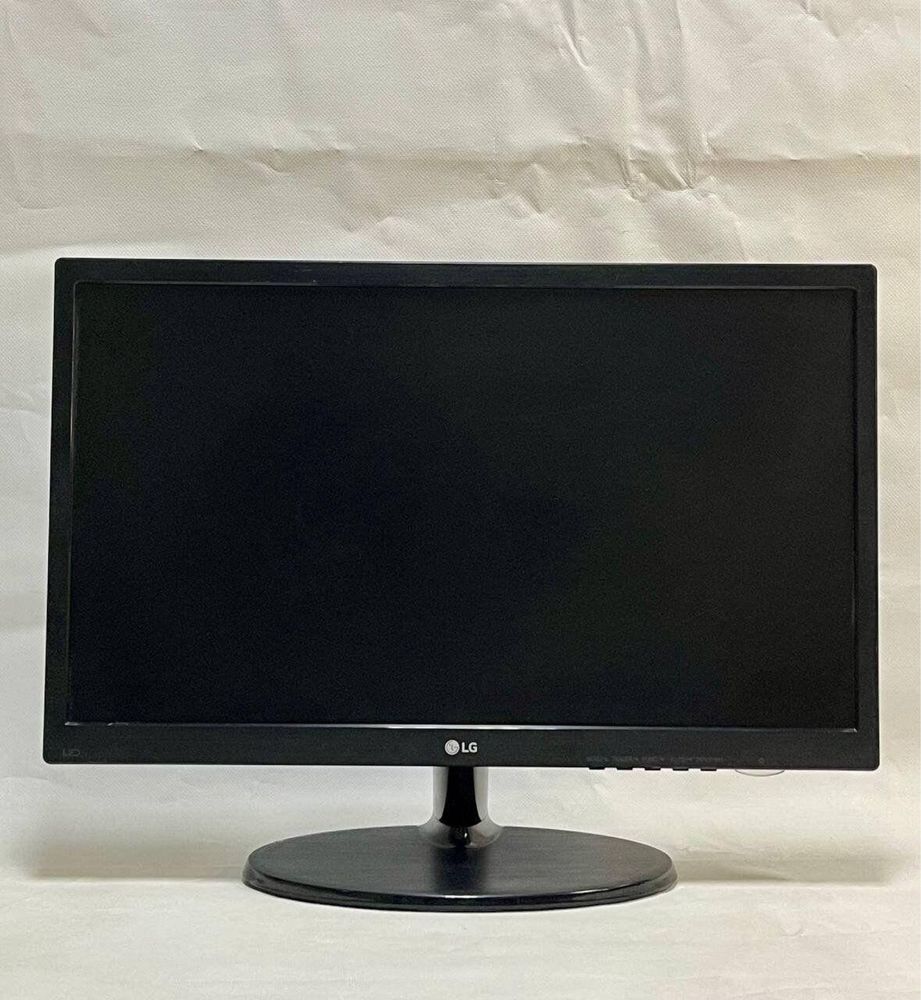 Монітор LG 22M38A-B / 22" (1920x1080)