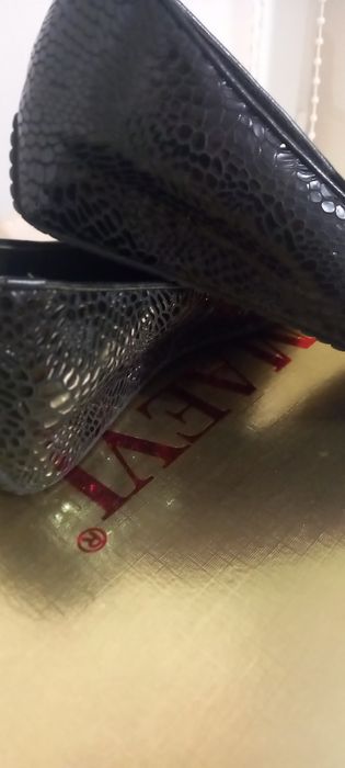 Продам туфли женские