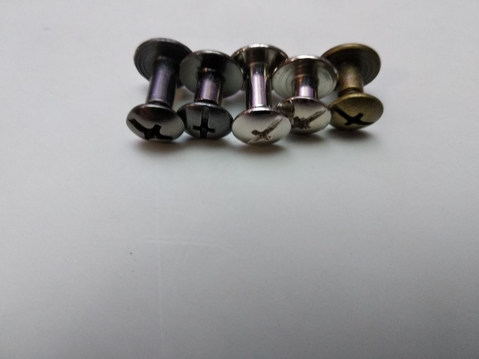 Винты ременные в трёх цветах антик, никель, темный никель.