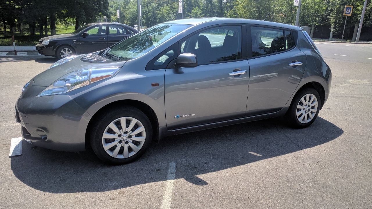 Nissan leaf 2015 S+