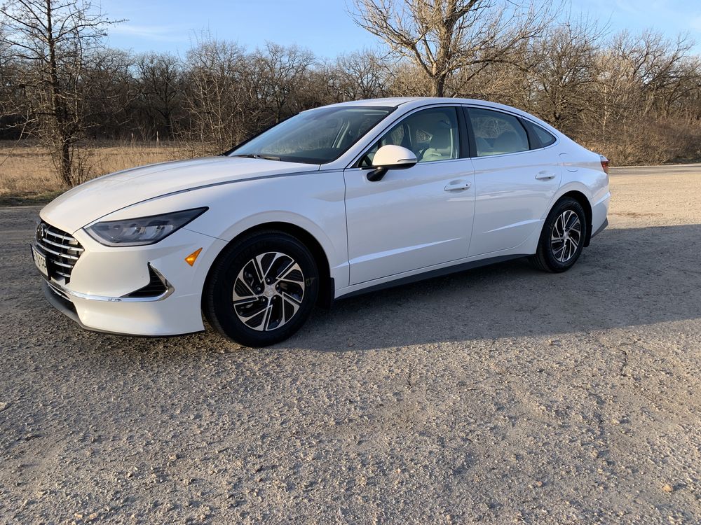 Hyundai Sonata Hybrid Blue