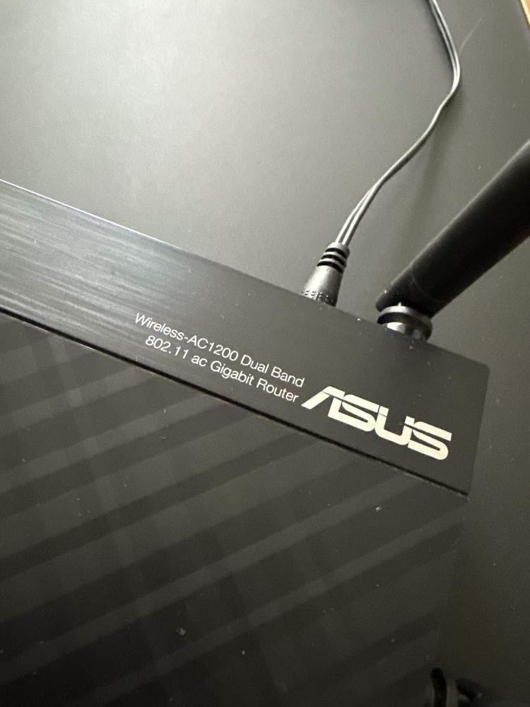 Router ASUS RT-AC1200G