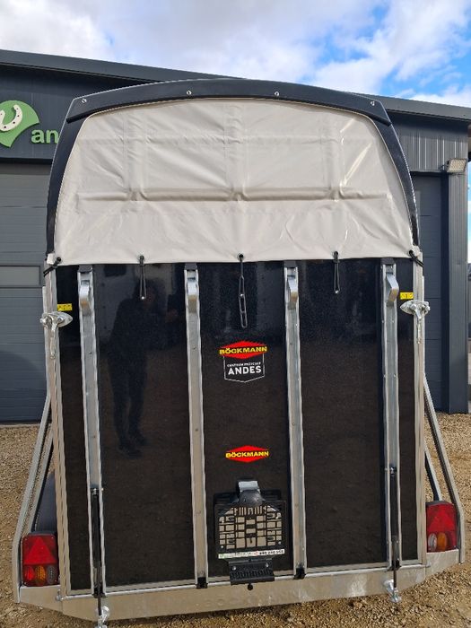 Przyczepa dla koni Boeckmann Comfort esprit