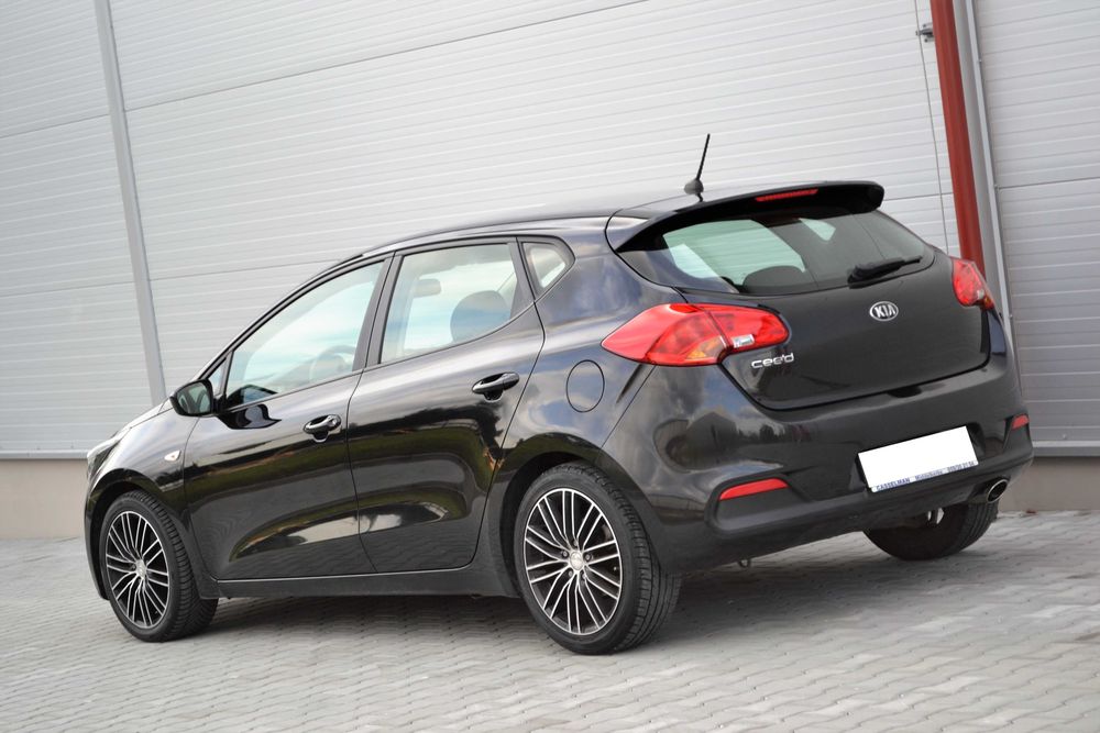 Kia Ceed 1.4 16v 100KM**50 tys. km !**Klimatyzacja**Bluetooth