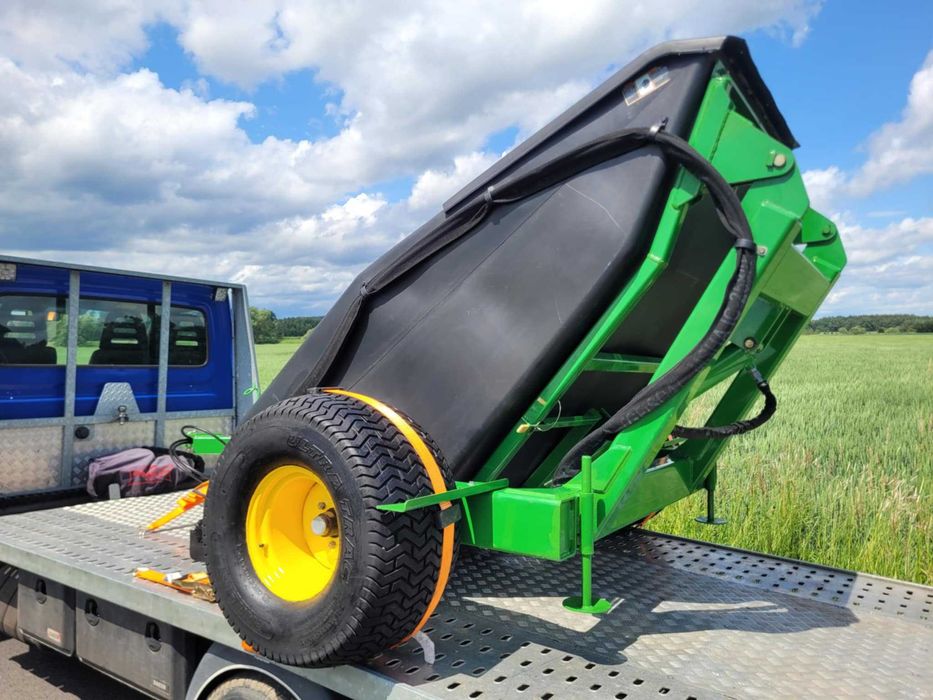 Zbieracz Wiedenmann zamiatarka John Deere TC125 szczotka do liści Toro