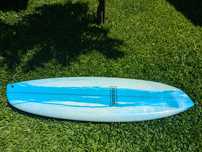 Prancha de surf  assimétrica Goofy twin/quad c/ quilhas deflow.