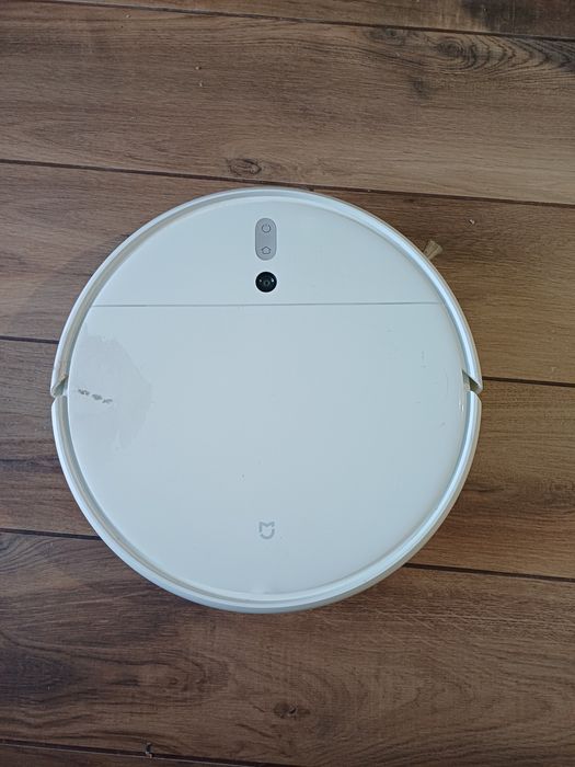 Продам робот-пилосос