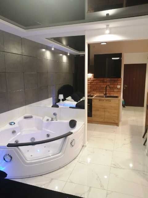 Apartament z Jacuzzi Julka