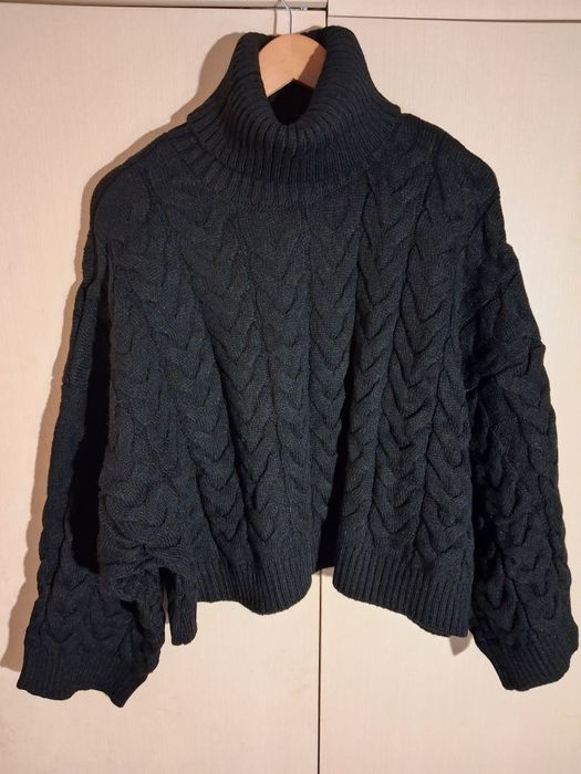 Светр жіночий новий чорний теплий в'язаний оверсайз з гольфом.