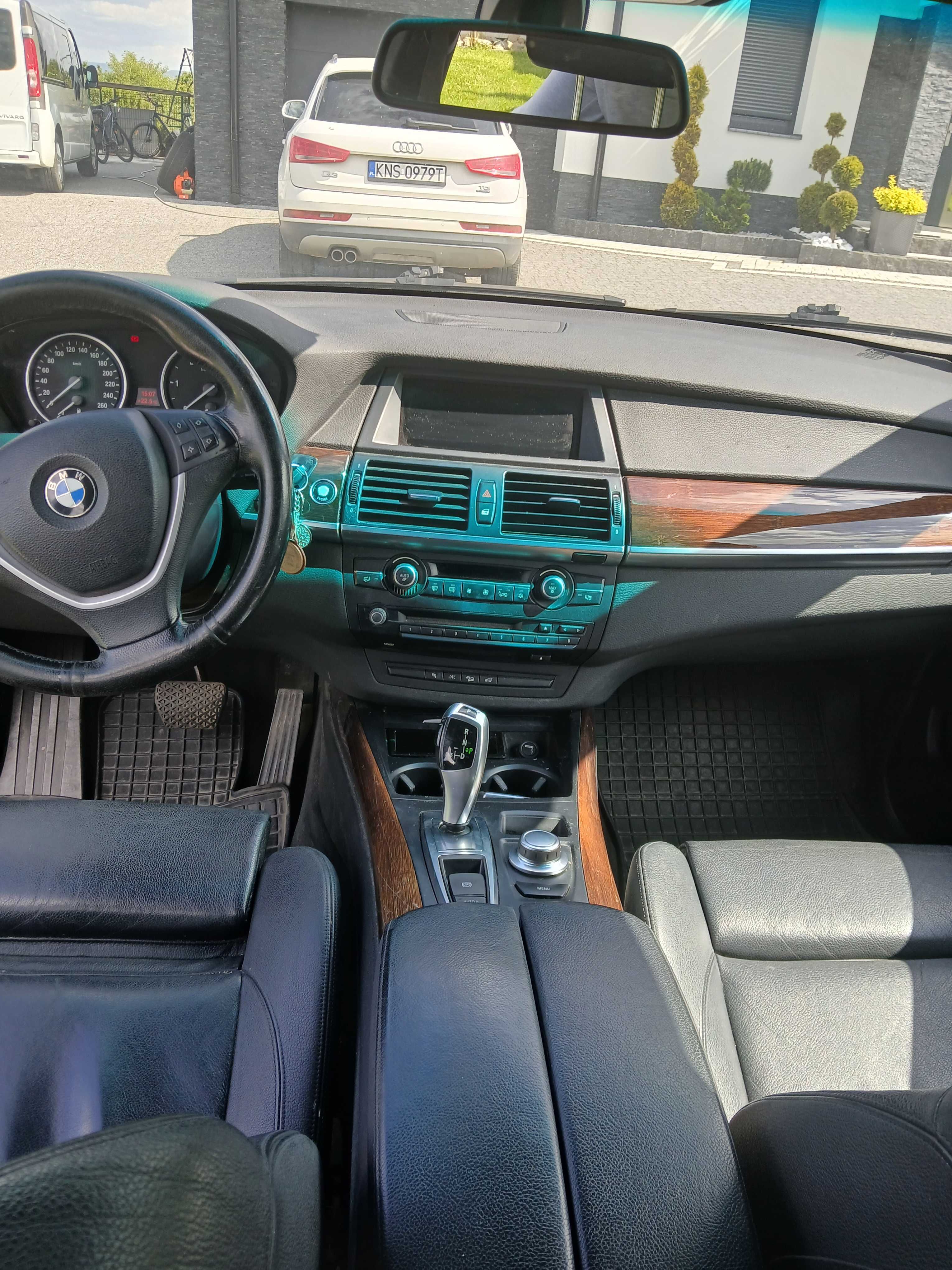 BMW X5 E70  3.0 235 KM