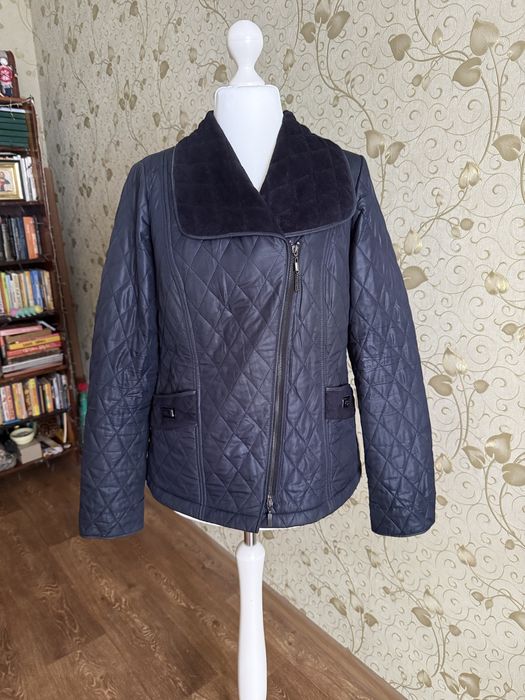 Класна куртка на флісі