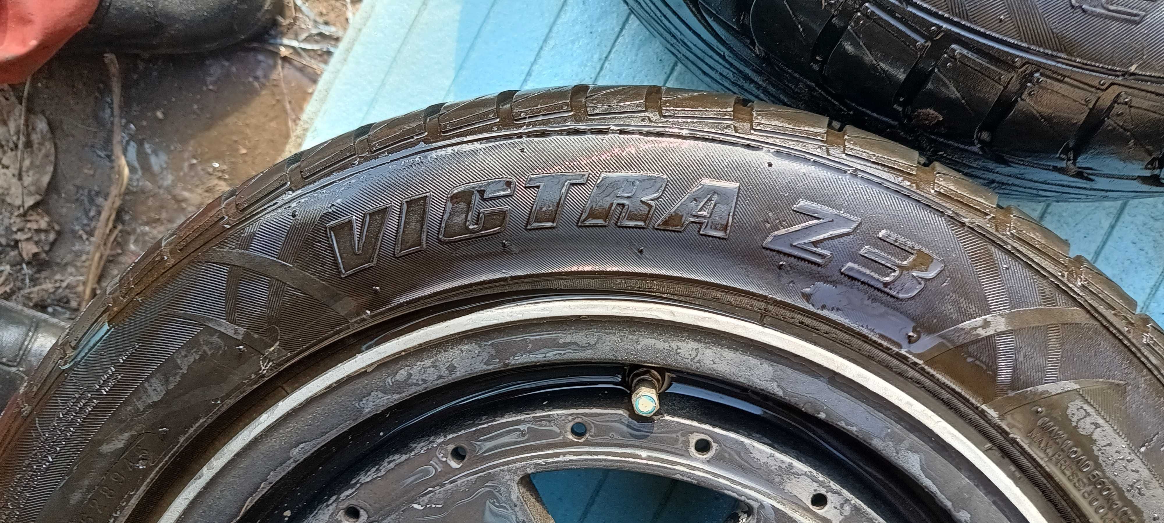 Maxxis Victra Z3 205\55\15 88V