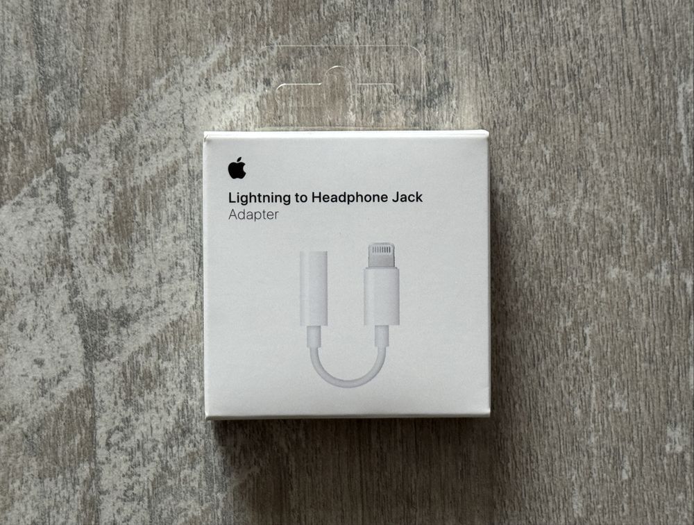 Адаптер Apple Lightning - 3.5 mm White (MMX62ZM/A)