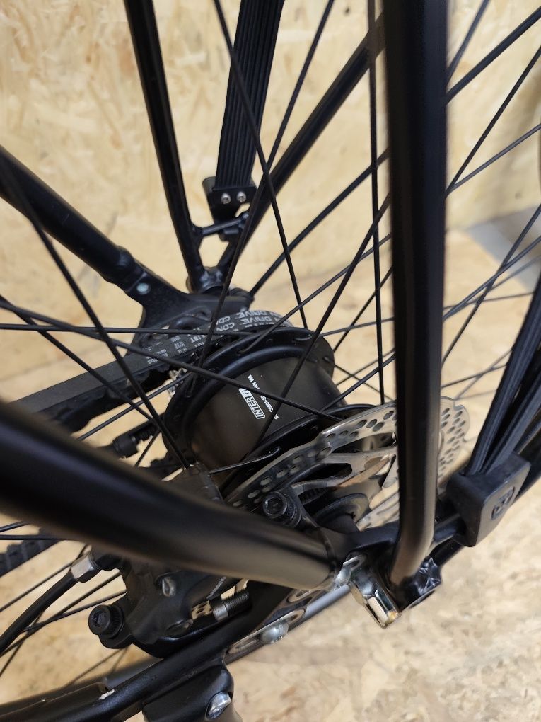 Rower TREK L500 pasek napędowy, Shimano Nexus