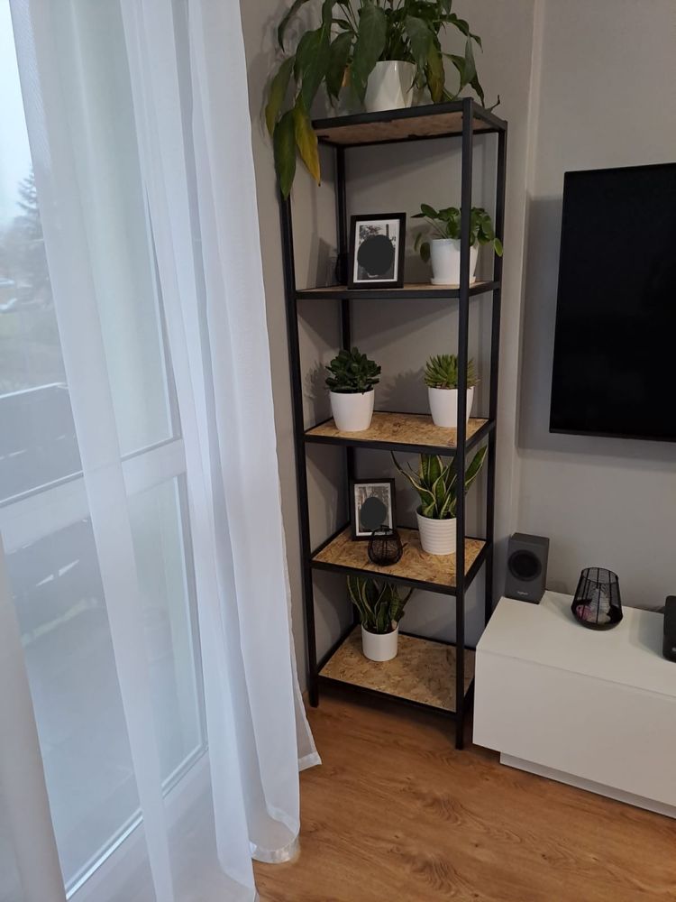 Regał w stylu Loft