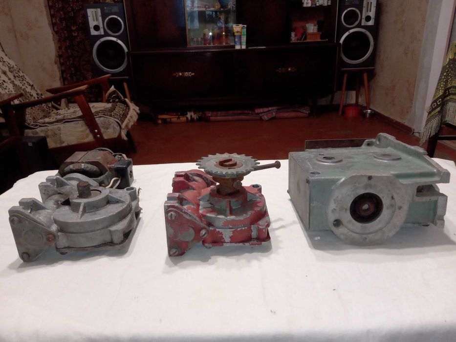 Редукторы червячные одним лотом