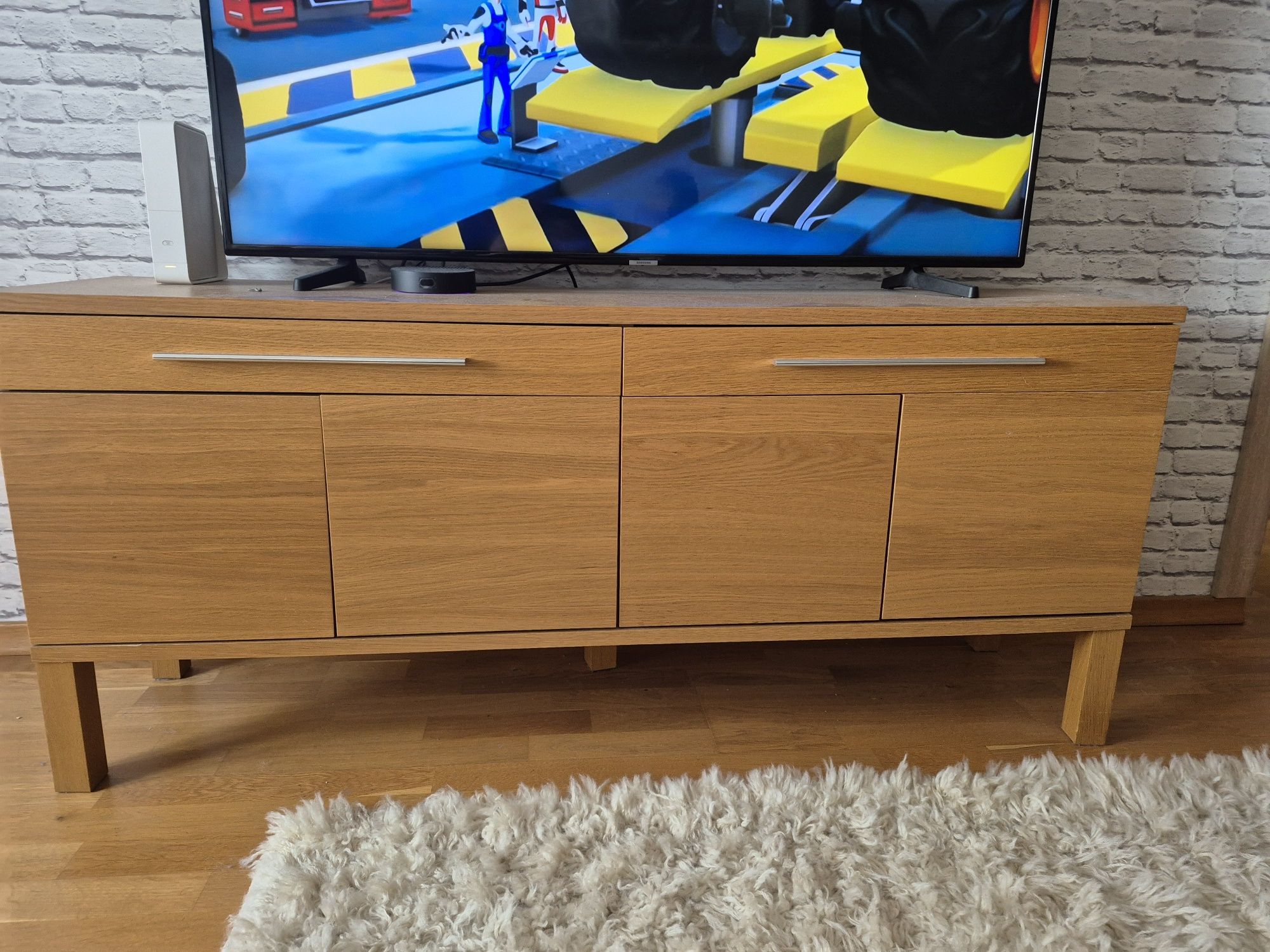 Szafka pod telewizor