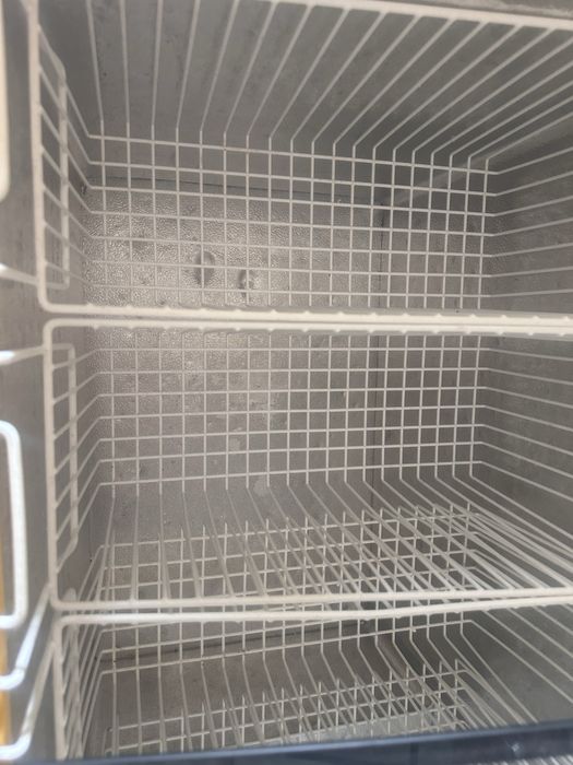 Продам морозильну камеру Juka