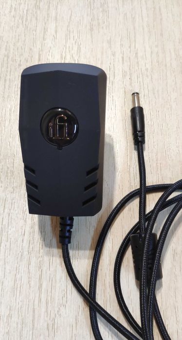 iFi Audio iPower2 5V/2.5A – аудиофильский блок питания