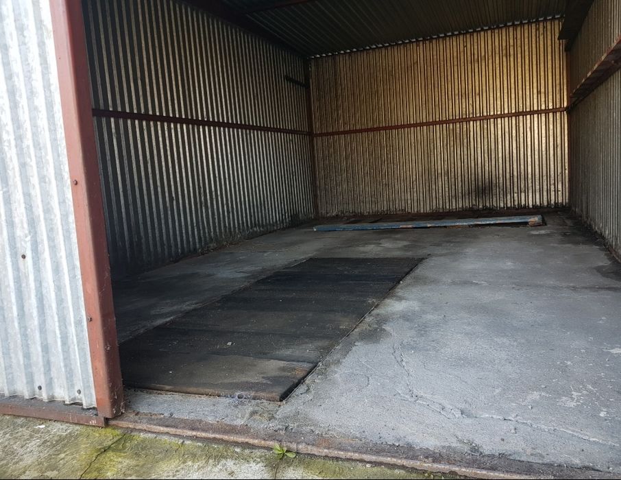 Garaz w centrum miasta