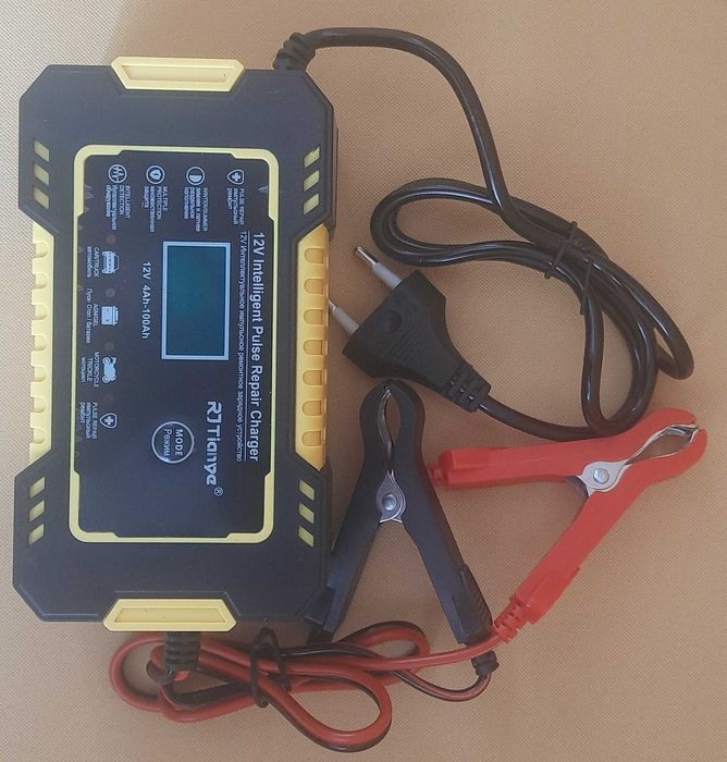 Зарядное устройство авто-мото акумулятора импульсное восстанавливающее
