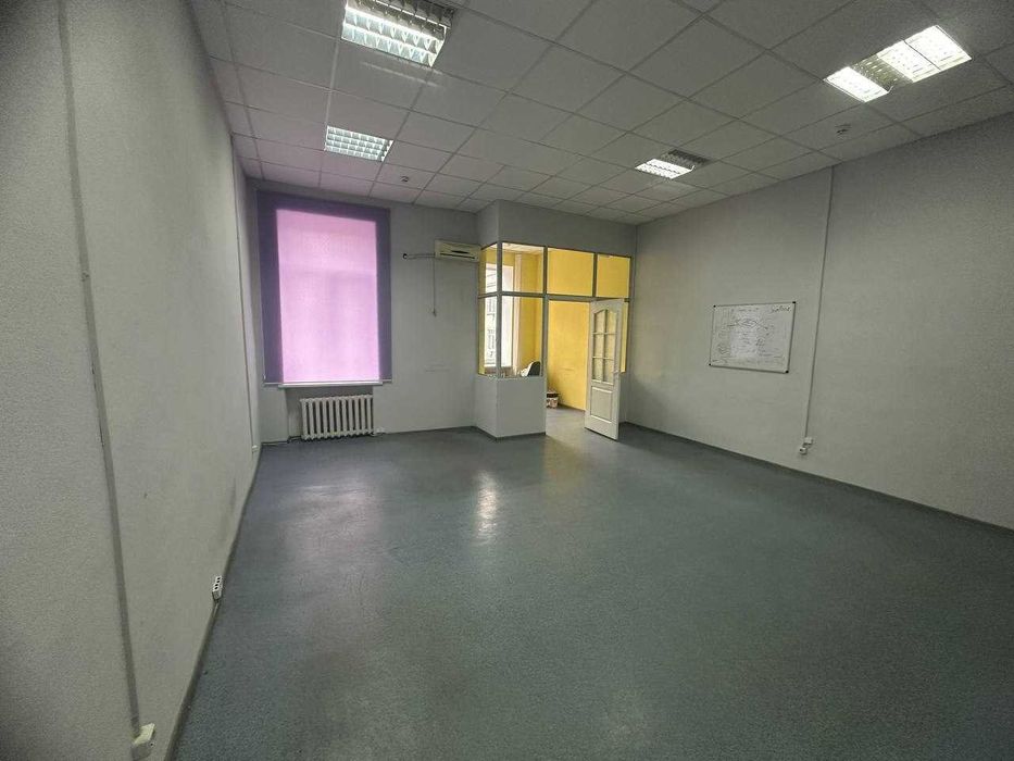 Офіс в центрі міста, 39,8 кв.м по вул. Гоголя 15 БЕЗ КОМІСІЇ