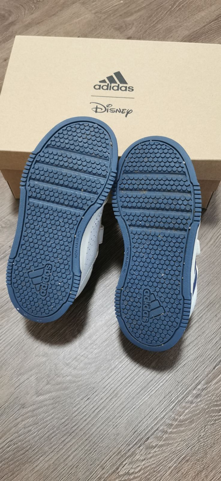 Детские кроссовки  Adidas 27размер