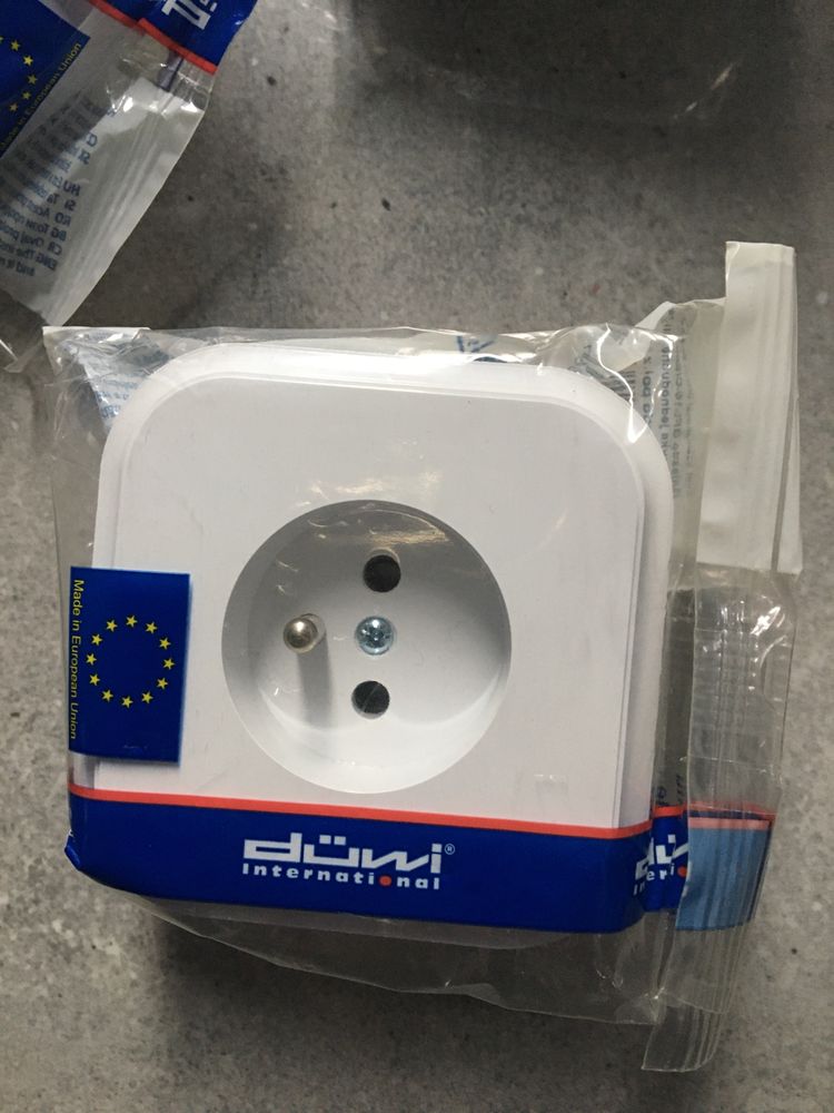 Gniazdo elektryczne pojedyncze
