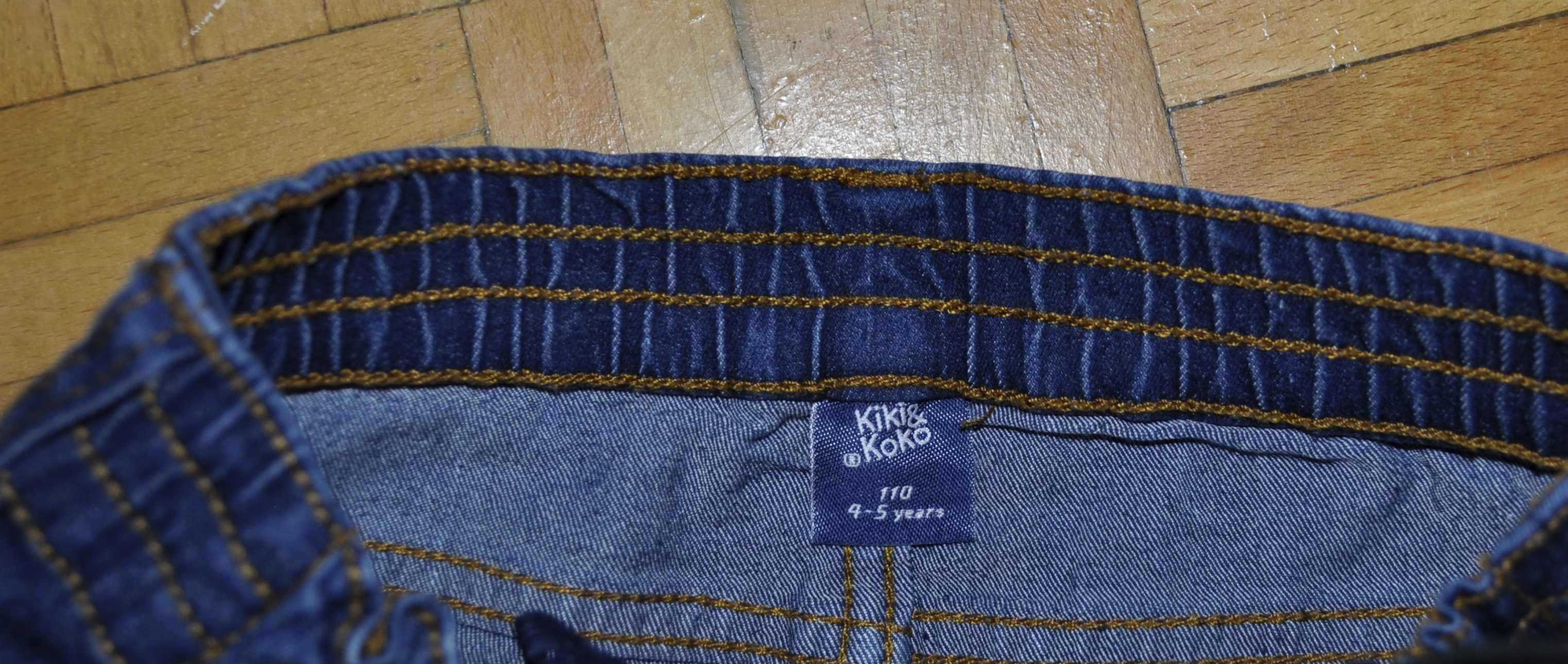 Jeansy kiki&koko 110cm.
Regulowane w pasie gumką.