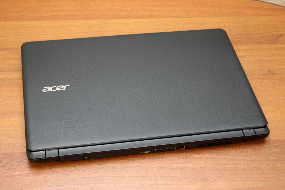 Ноутбук Acer Aspire ES1-533/4 ядра N4200/8GB ОЗУ/SSD на 256/АКБ 2год!