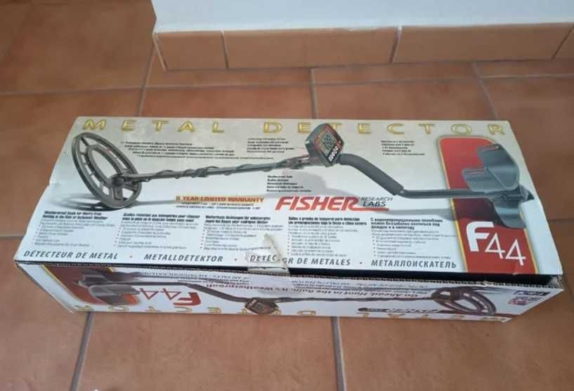Detetor de metais Fisher F44