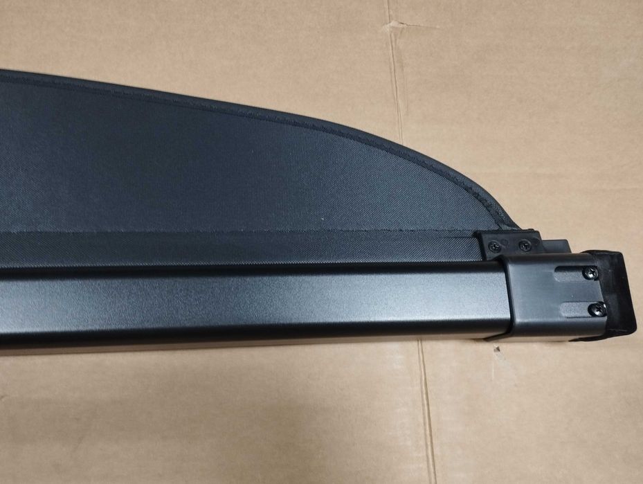 BMW X3 G01 ролета шторка багажника чорна 51477471986