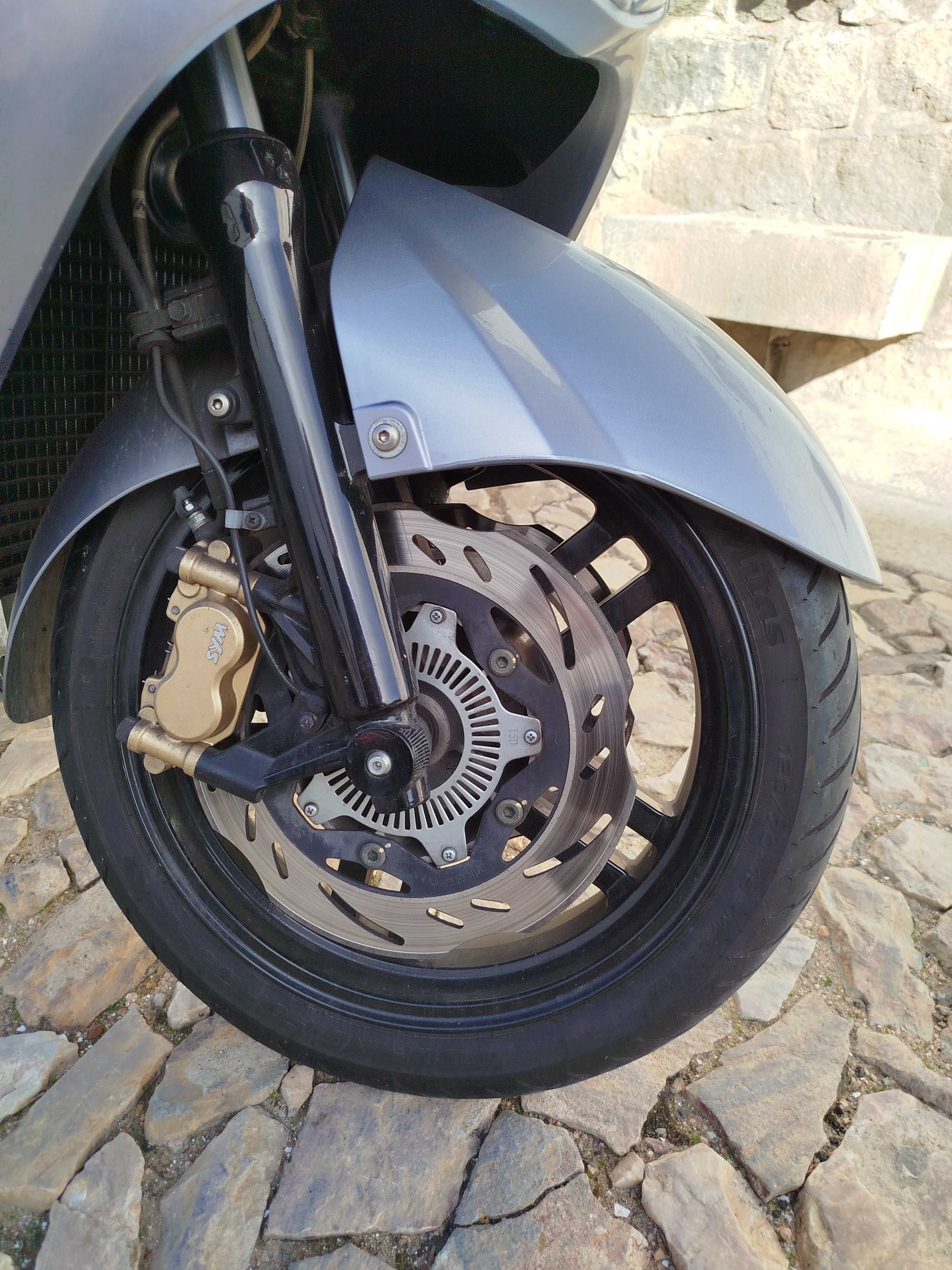Vendo Maxsym 400i