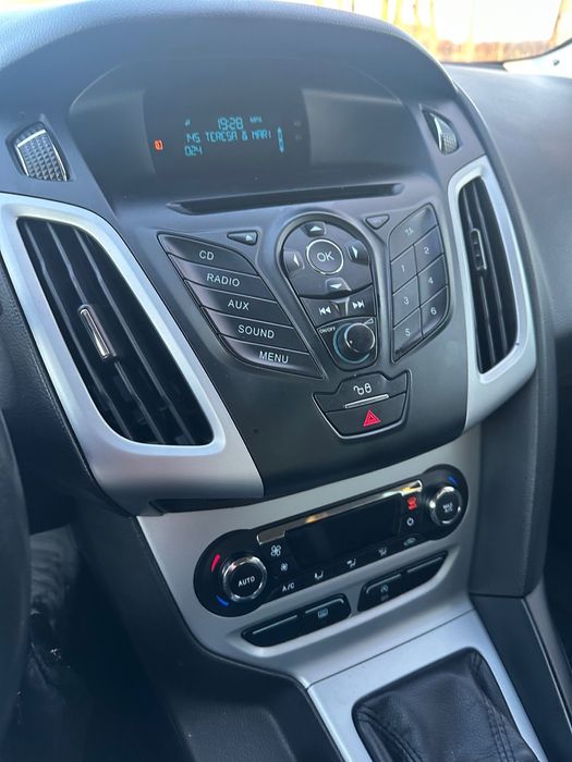 Продам свій приватний автомобіль перший власник від салону